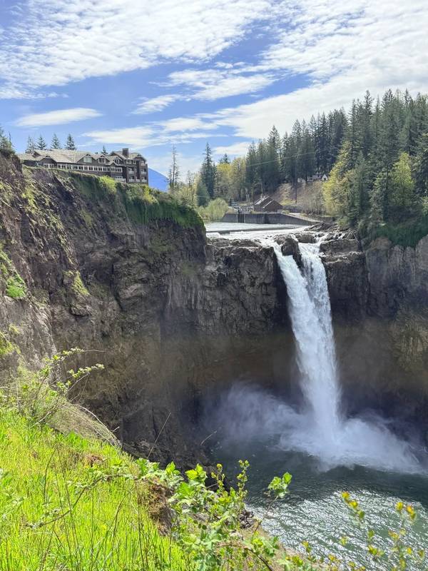 Snoqualmie Falls