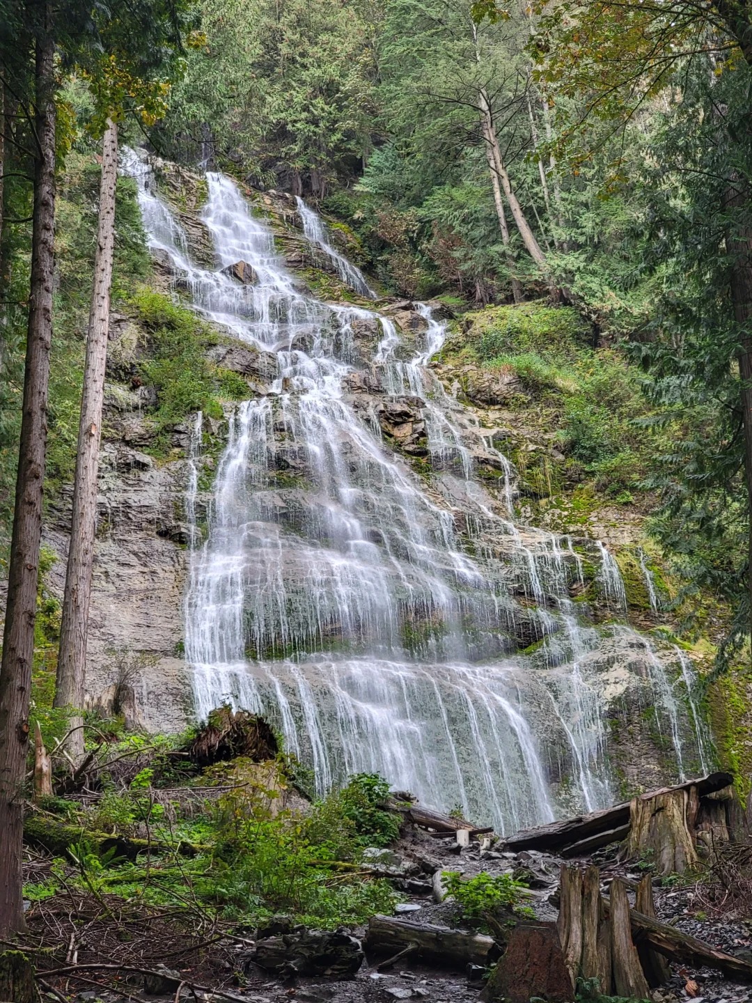 Bridal Veil Falls (BC)