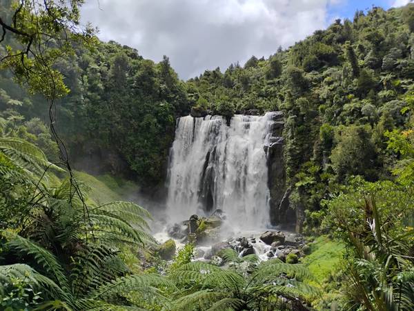 Marokopa Falls