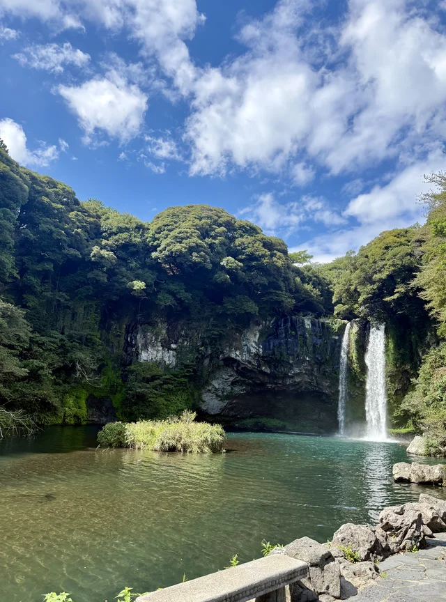 Cheonjiyeon Waterfall