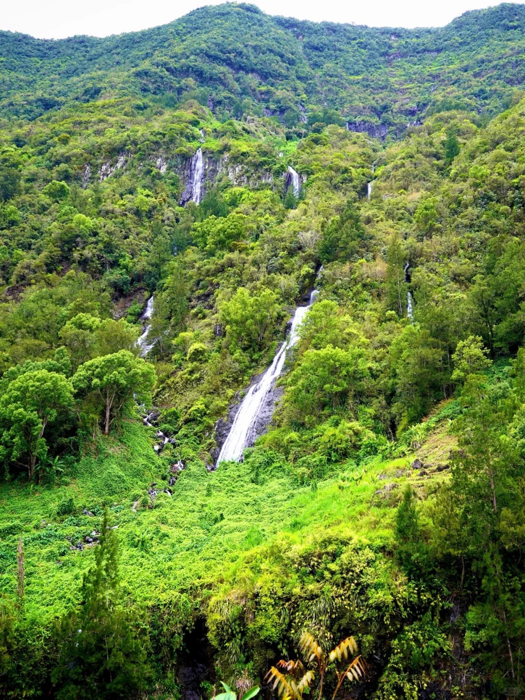 Cascade du Voile de la Mariée — hero