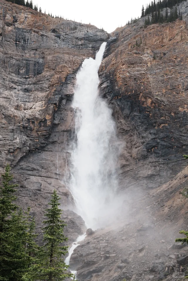Takakkaw Falls