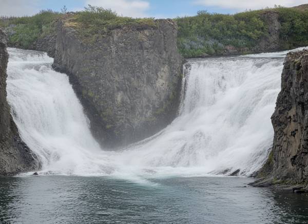 Hjalparfoss