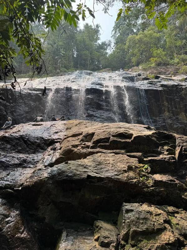 Lata Gapi Waterfall