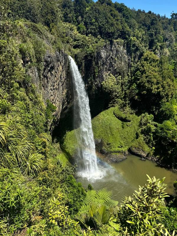Bridal Veil Falls (NZ)