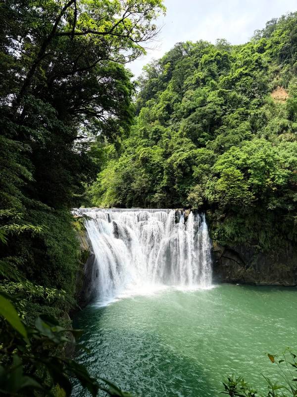 Shifen Falls