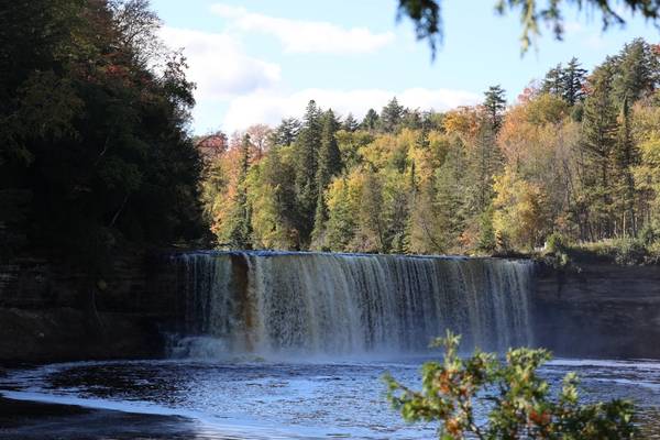 Tahquamenon Falls (Upper)