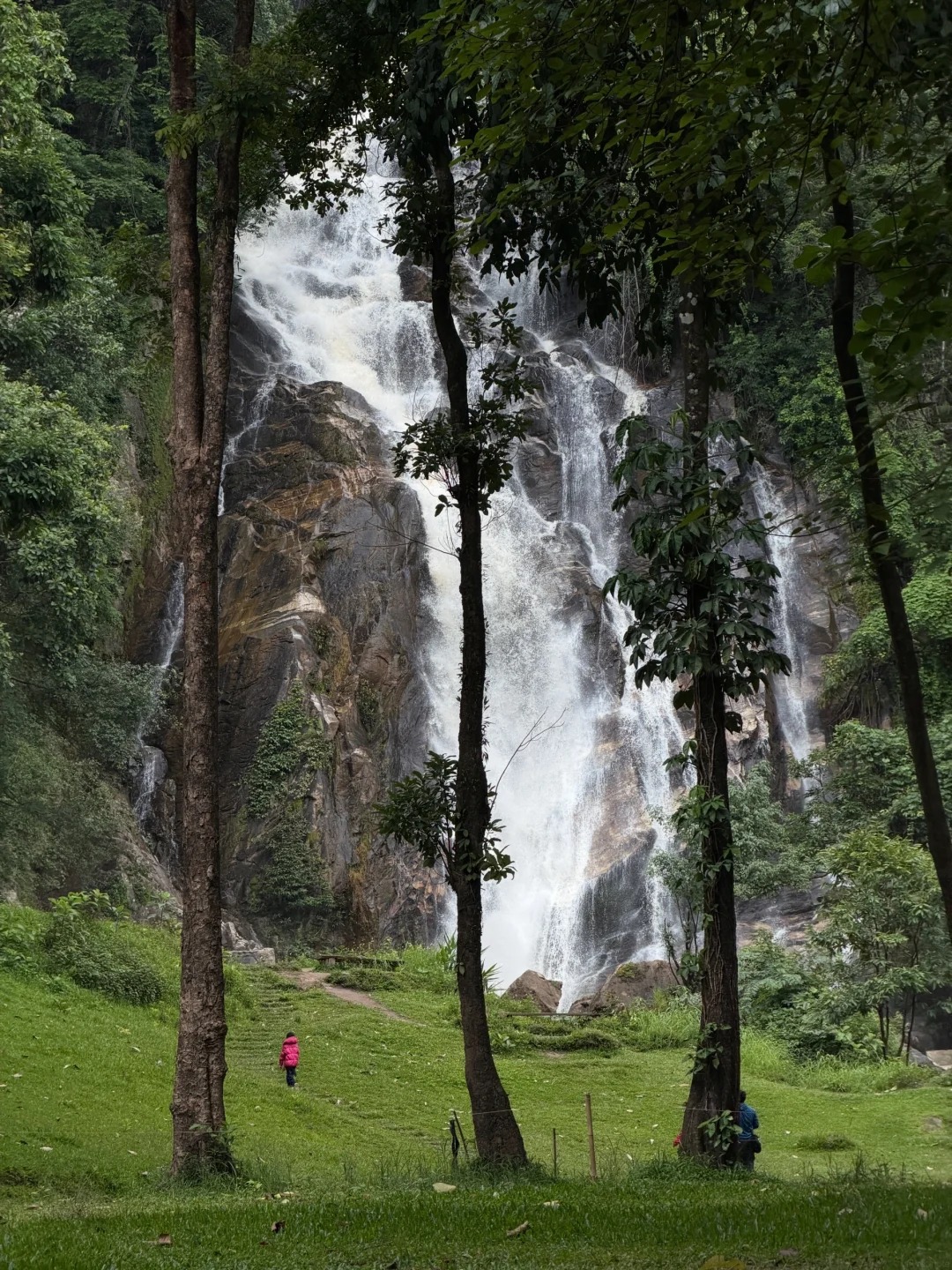 Mae Tia Waterfall