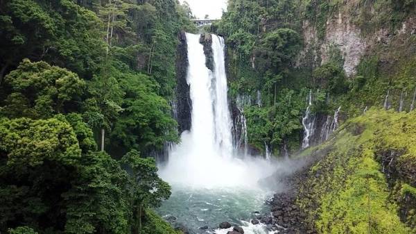 Maria Cristina Falls