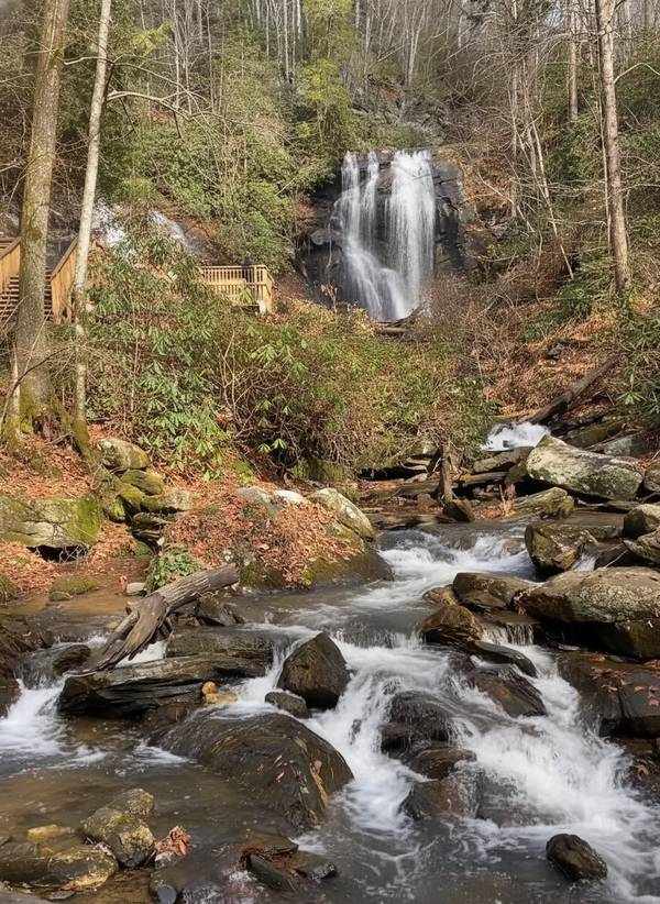 Anna Ruby Falls