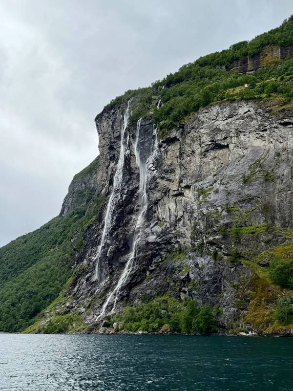 Seven Sisters Waterfall