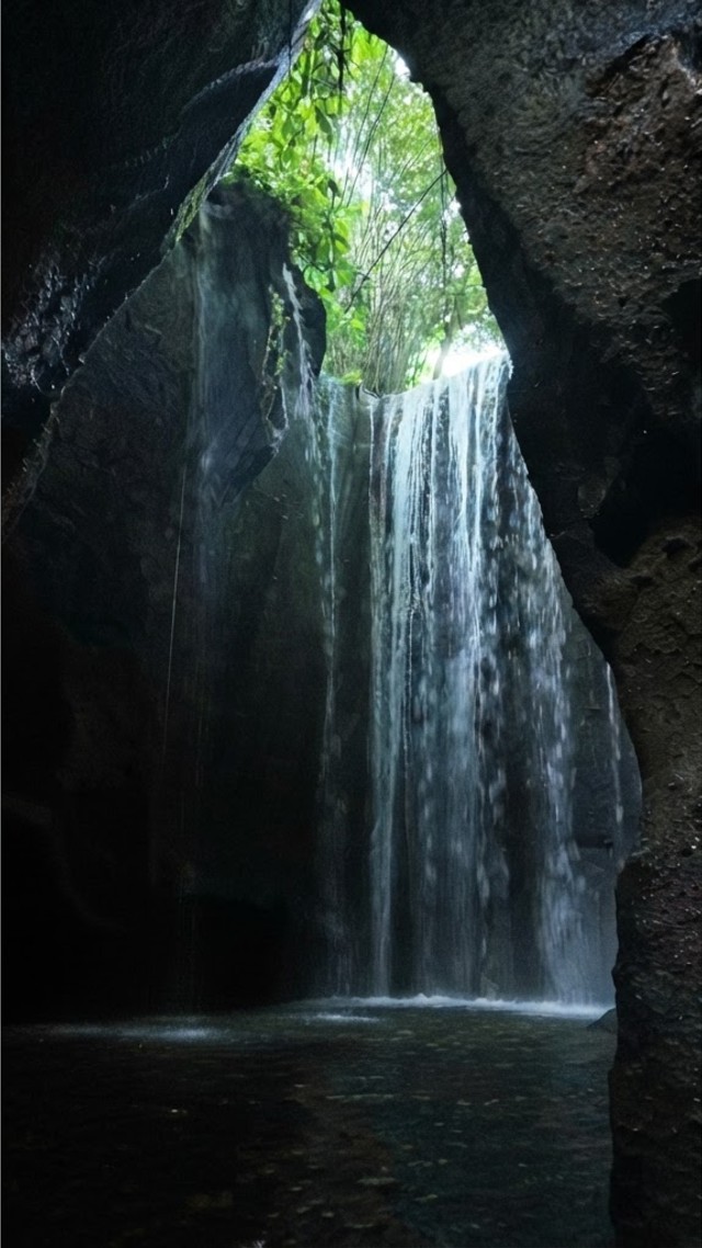 Tukad Cepung Waterfall — hero