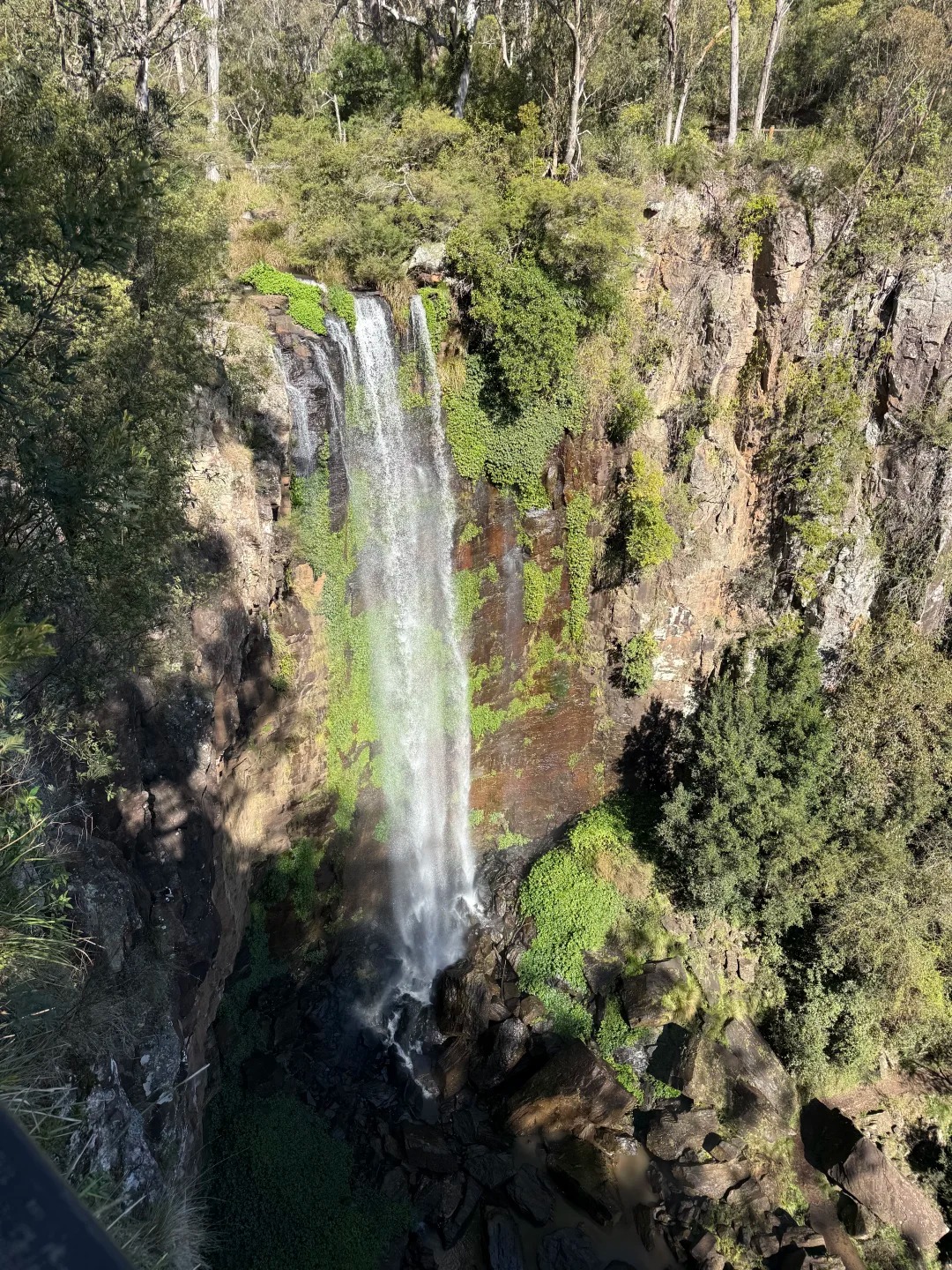Queen Mary Falls — hero